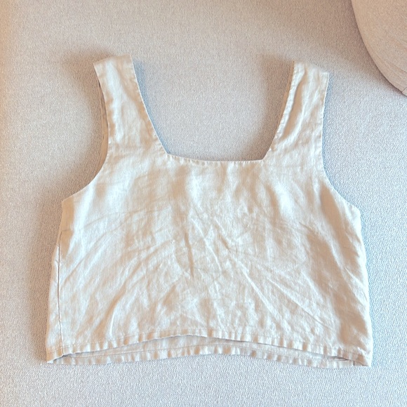 The Reset 100% linen square neck tank - Picture 3 of 5